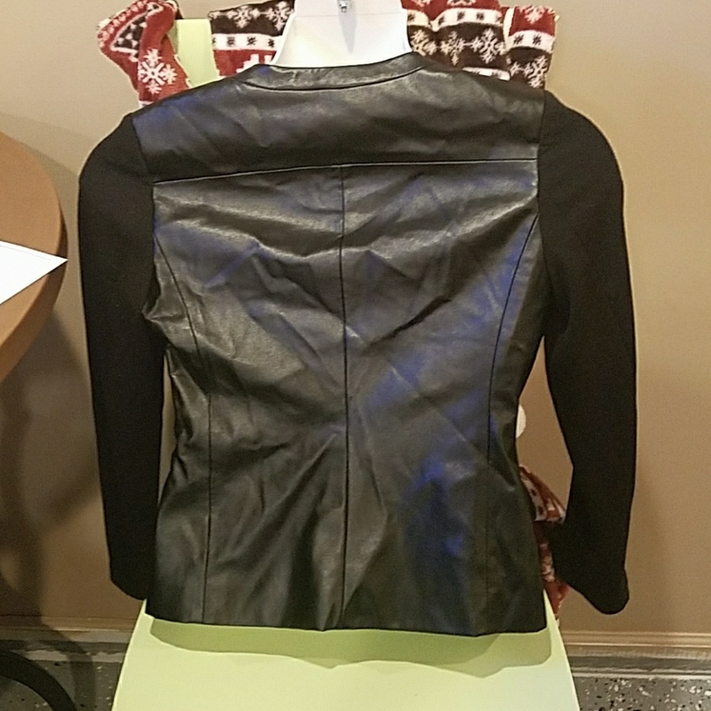Jacket - Picture 3 of 3